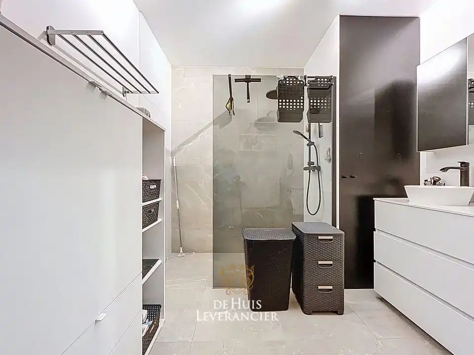 Groot appartement met 2 slpks en staanplaats te koop in centrum Kontich foto 16