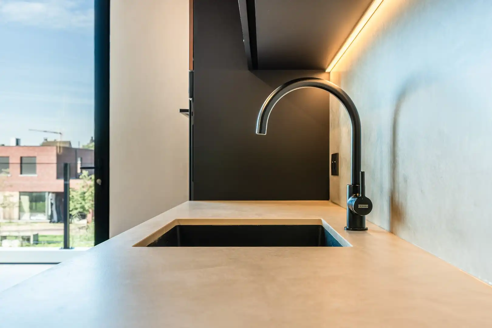 Stijlvol en energiezuinig wonen met zicht op groen foto 4