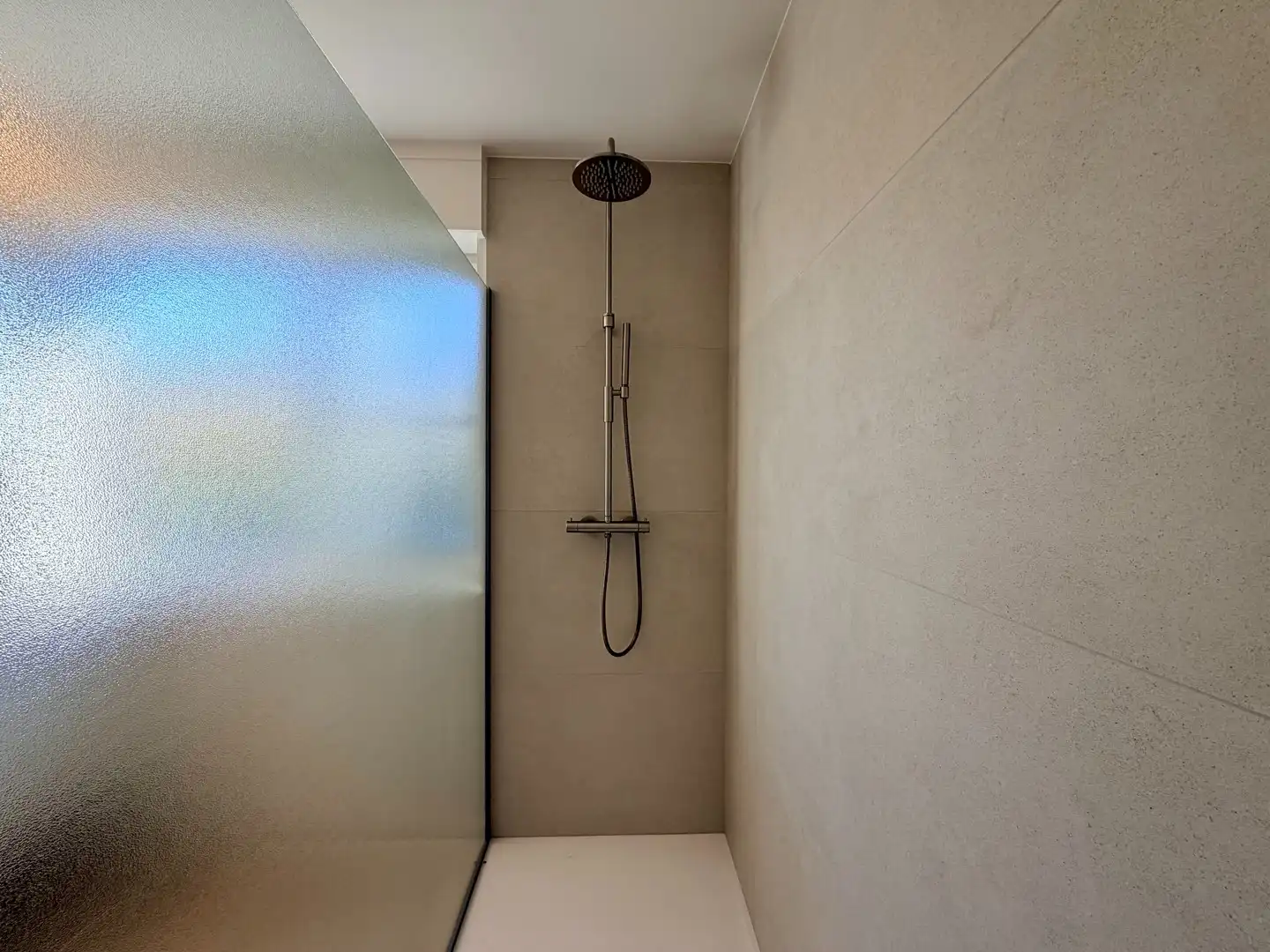 Recente nieuwbouwwoning in centrum Tielt! foto 18