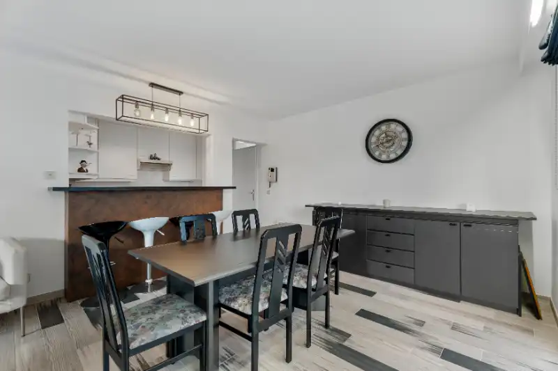 EXCLUSIEF HOEKAPPARTEMENT NABIJ ESPLANADE  IN DE PANNE foto 6