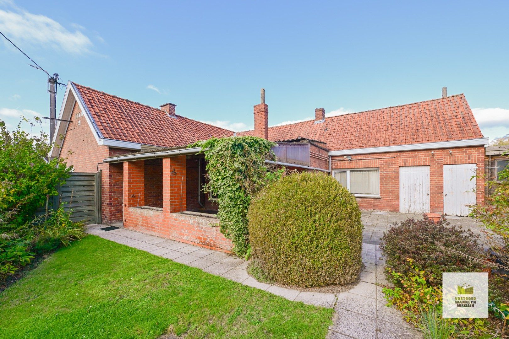 Gelijkvloerse te renoveren of herop te bouwen woning op 811m2 aan bosrand te Hertsberge foto 13