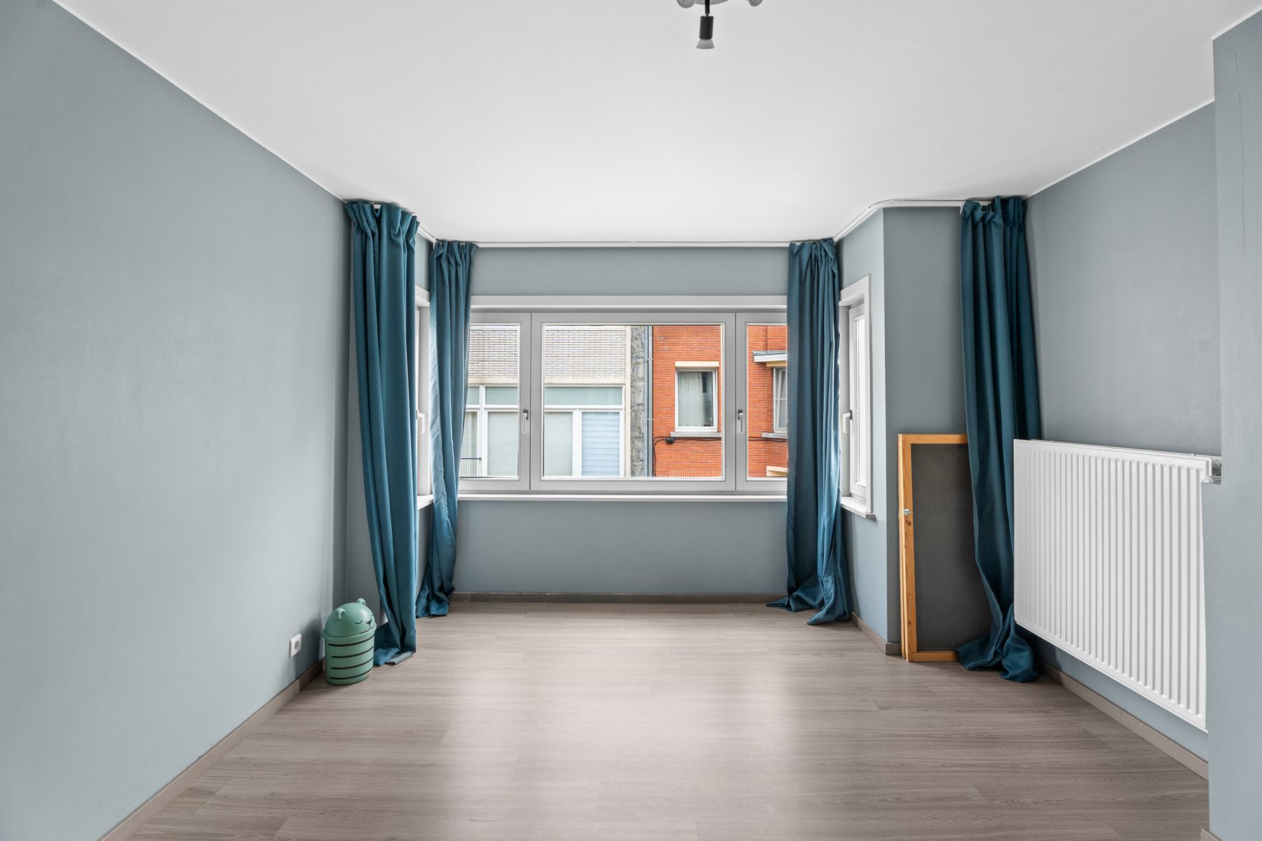 AUTHENTIEKE  2 SLPK INTERBELLUMWONING MET ZONGERICHT TERRAS foto 14
