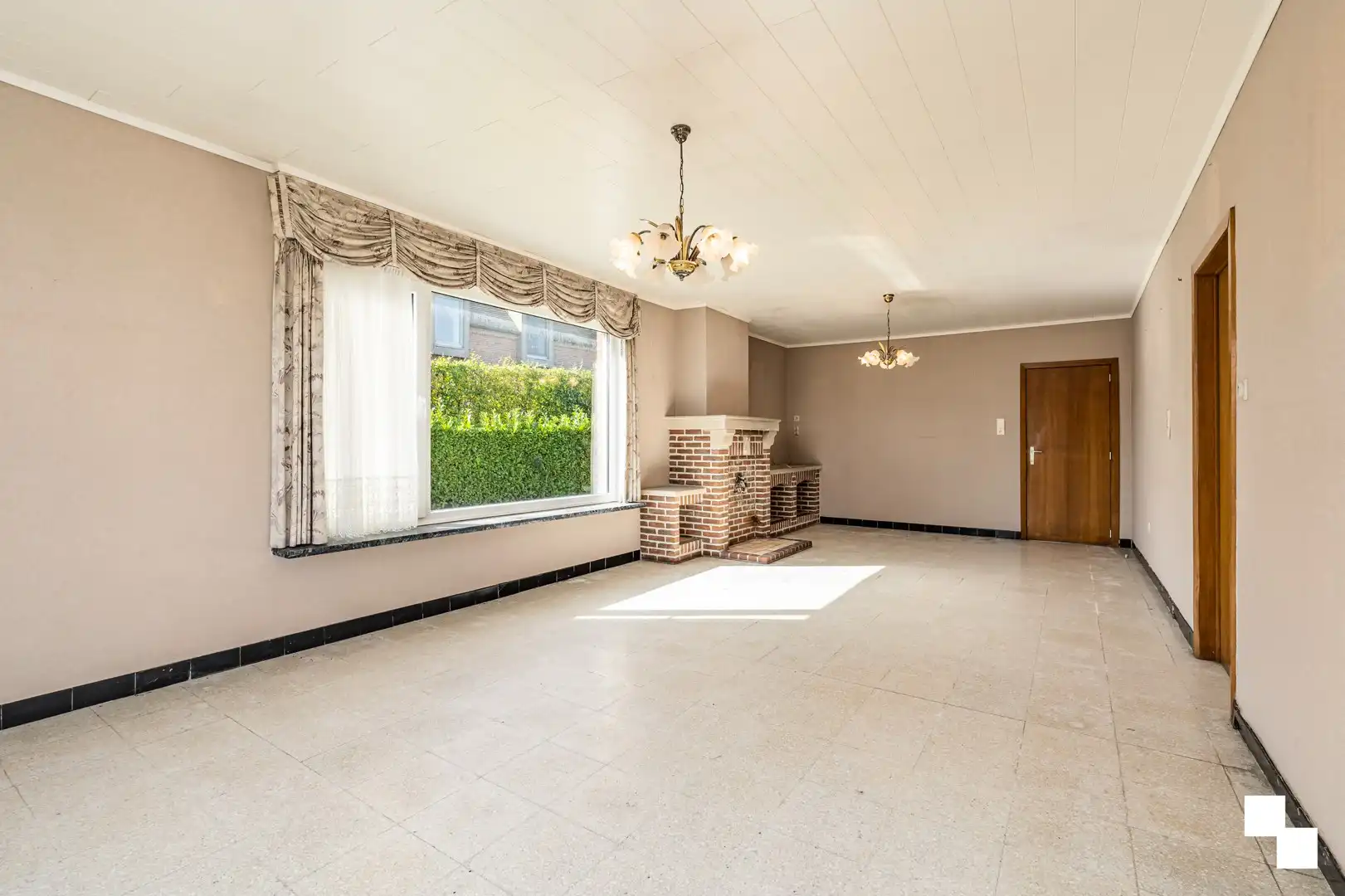 Te renoveren alleenstaande woning in het groen - Roeselare foto 5