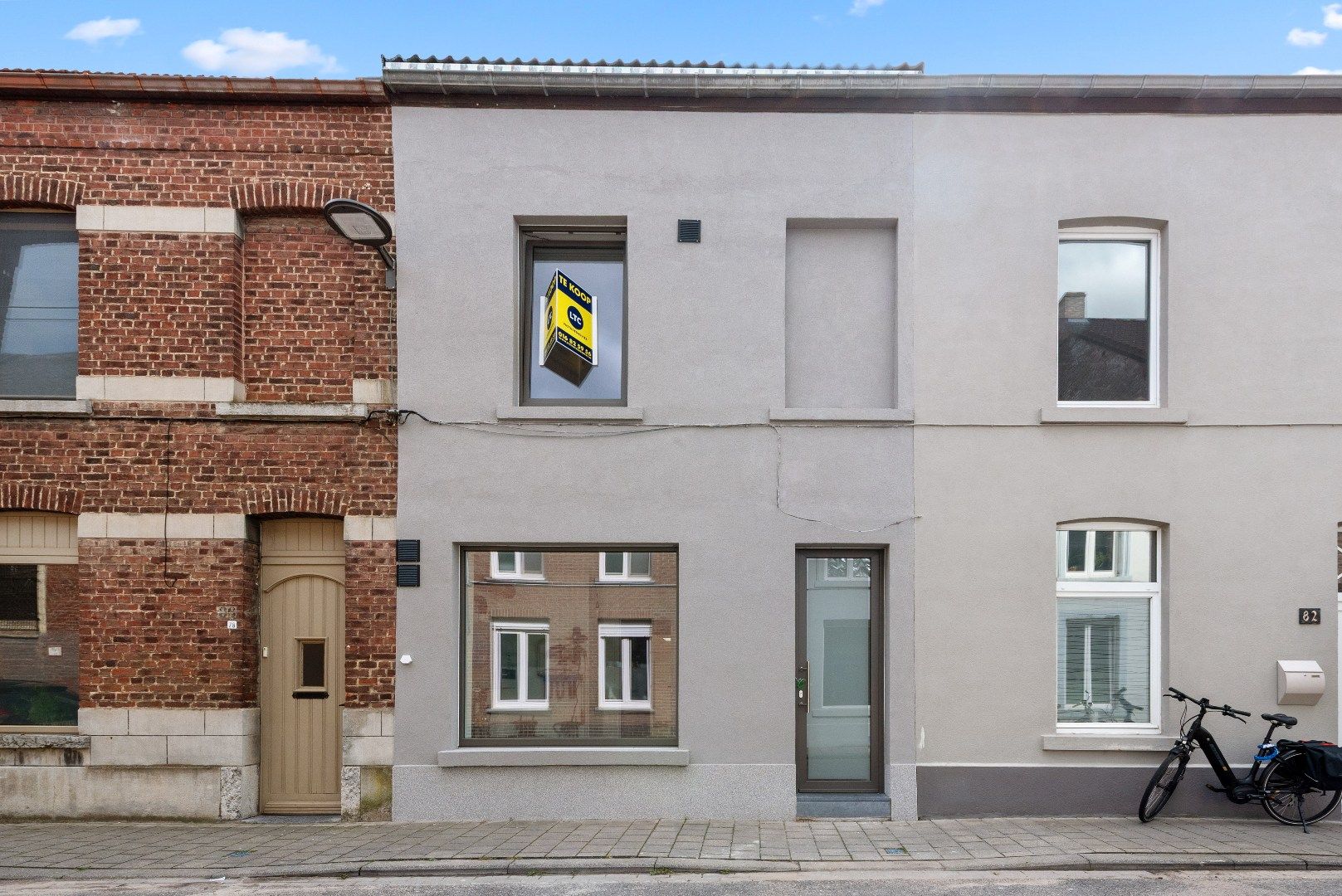Mooi gerenoveerde rijwoning foto {{pictureIndex}}