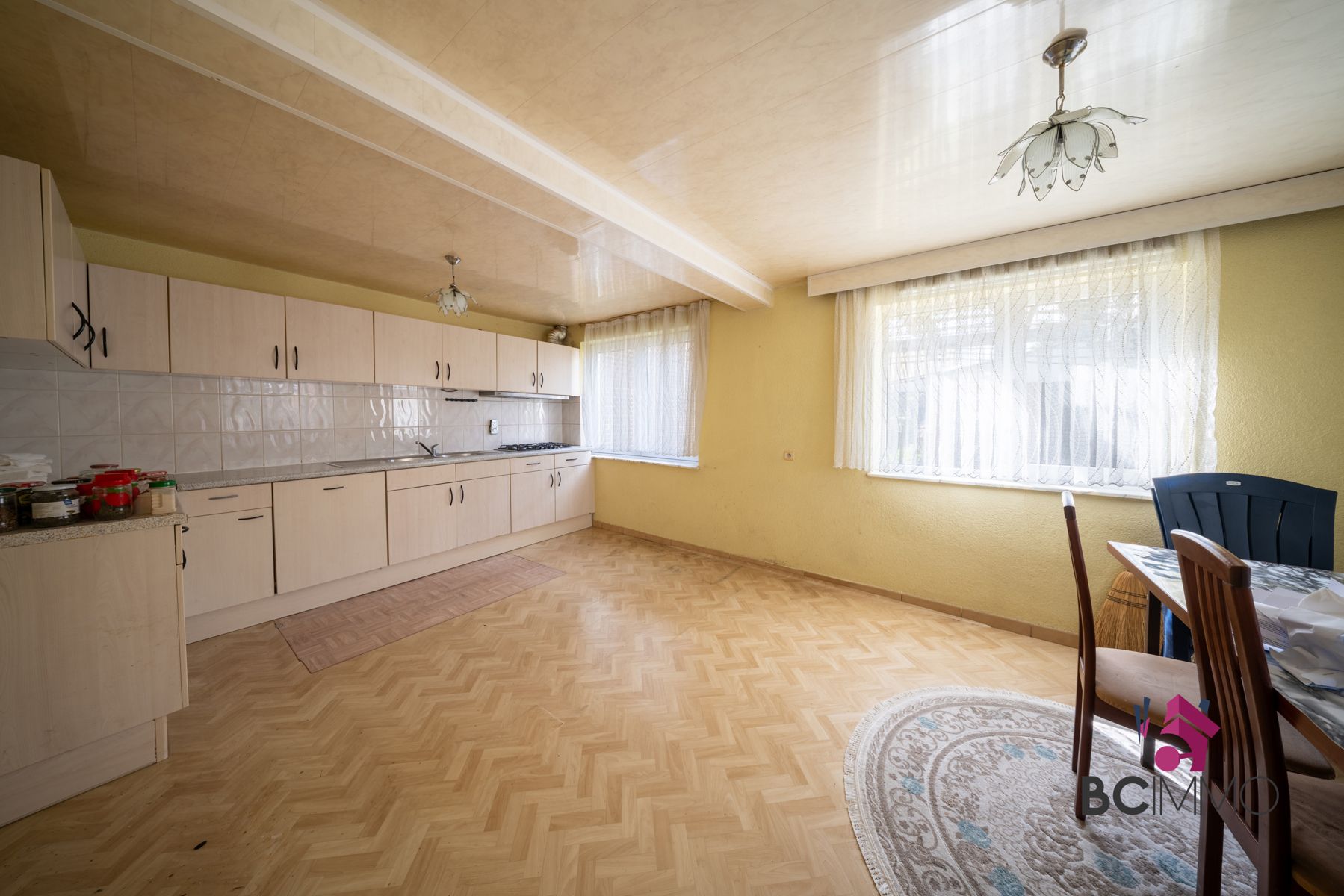 Gezinswoning met 4 slaapkamers in Genk foto 3