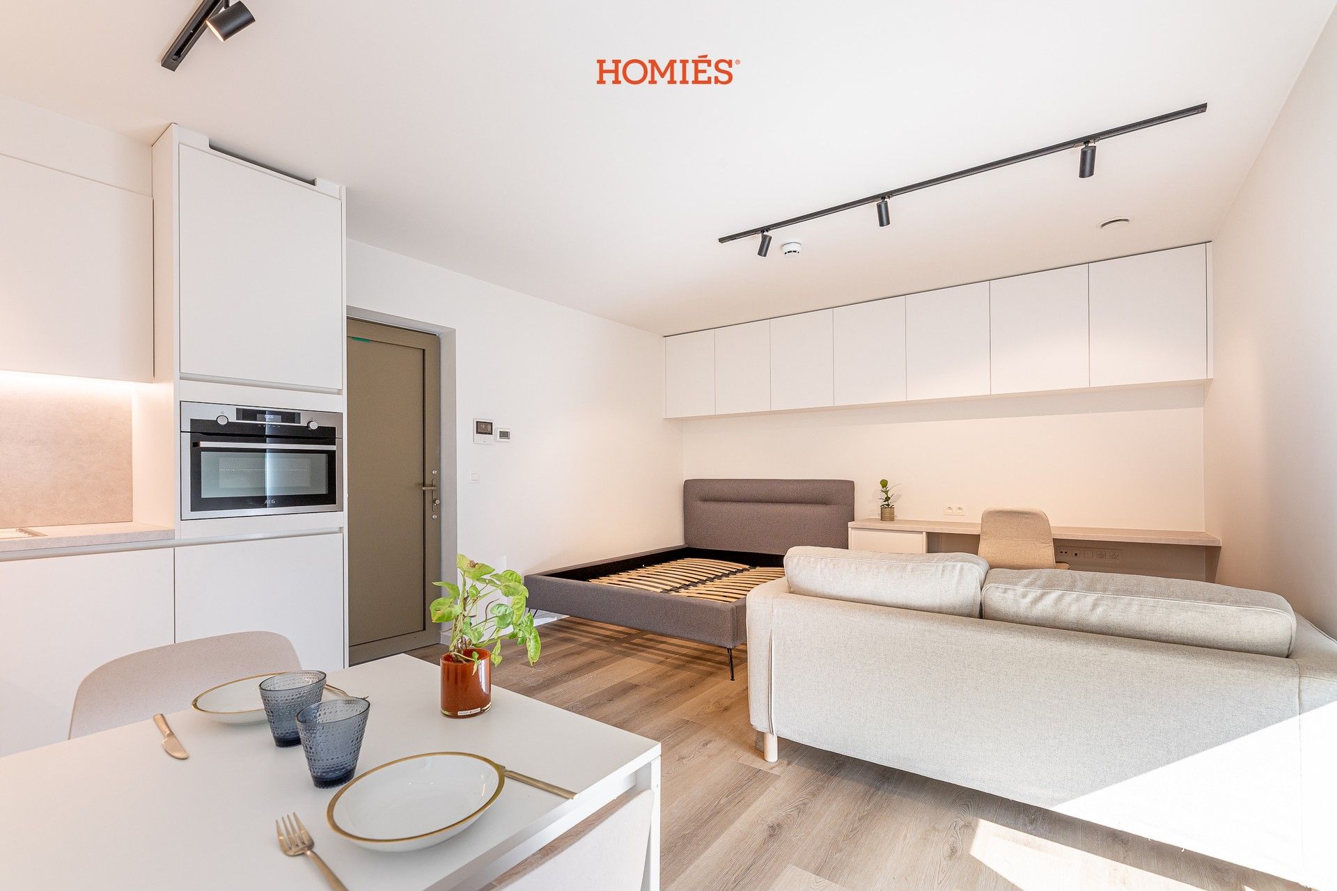 Bemeubelde flats met alle comfort foto 14