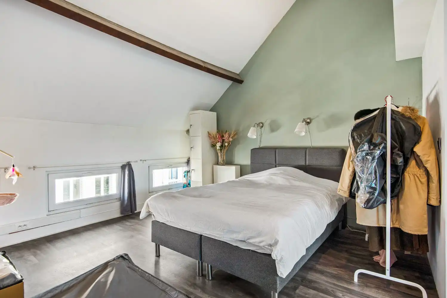 Instapklare woning met gezellige stadstuin foto 22