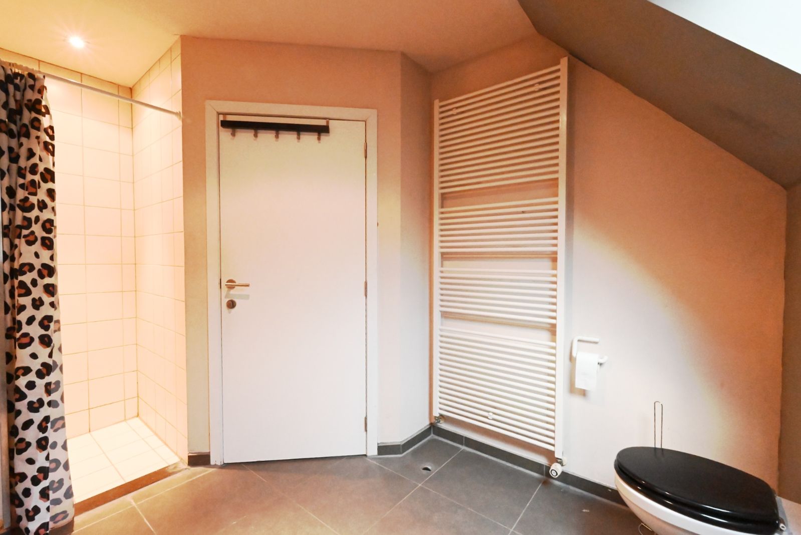 Ruim appartement te Ardooie! foto 10