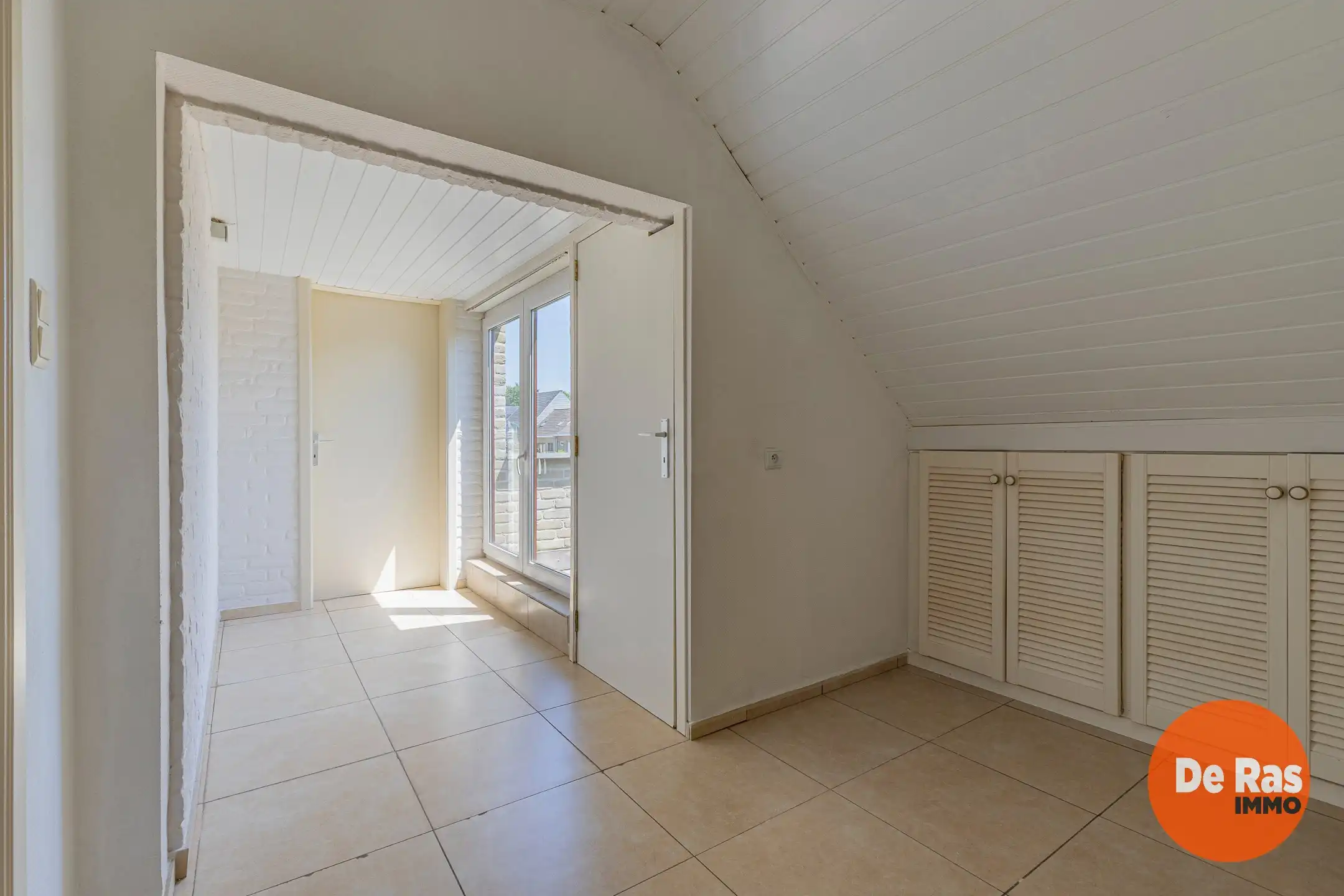 LIEDEKERKE - woning met garage en terras op goede locatie foto 23