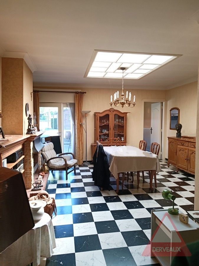 Zonnebeke – Renovatiepand met tuin nabij het Kasteelpark foto 3