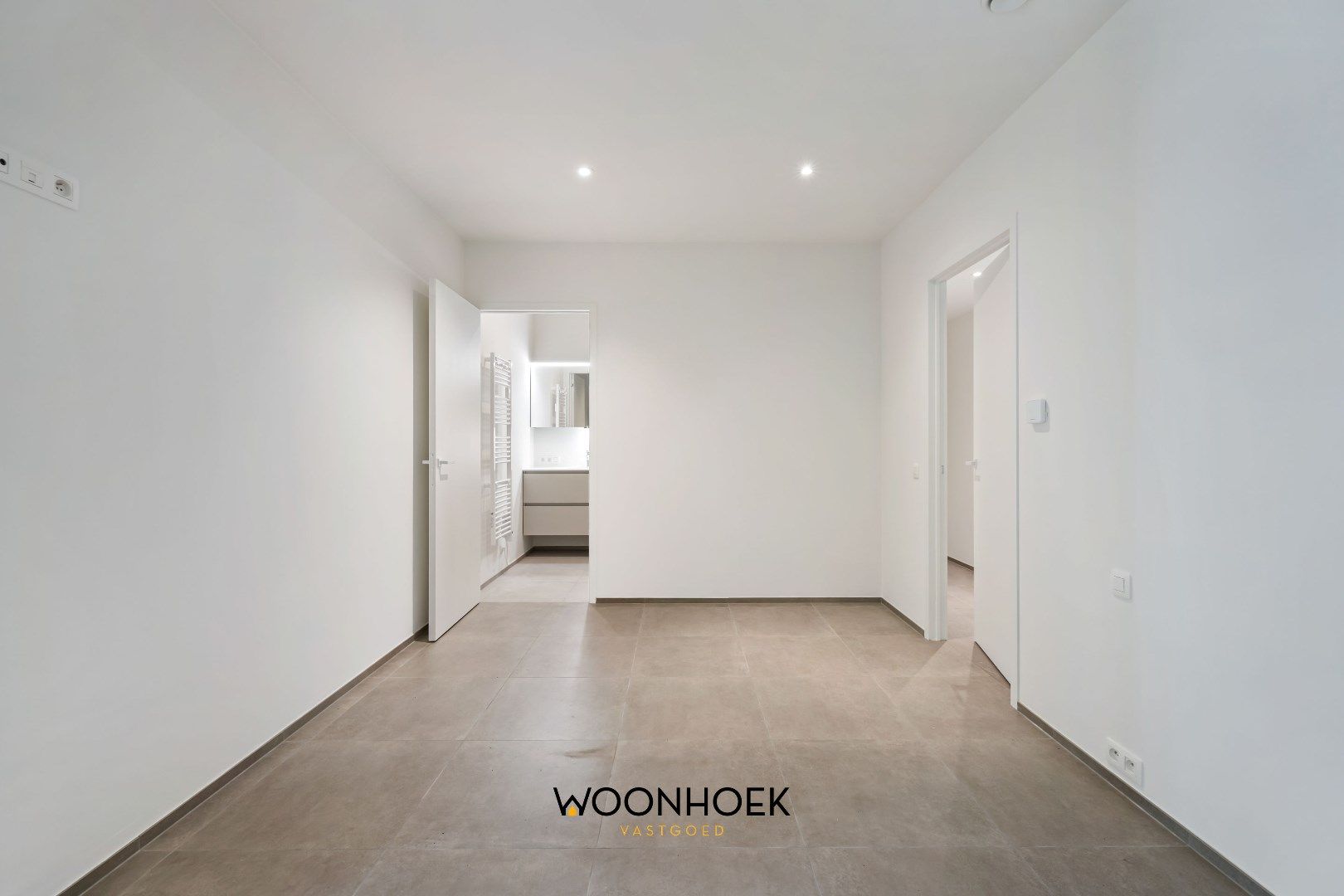 Luxueus 3-slpk nieuwbouwappartement OEVERPARK te Lokeren foto 17