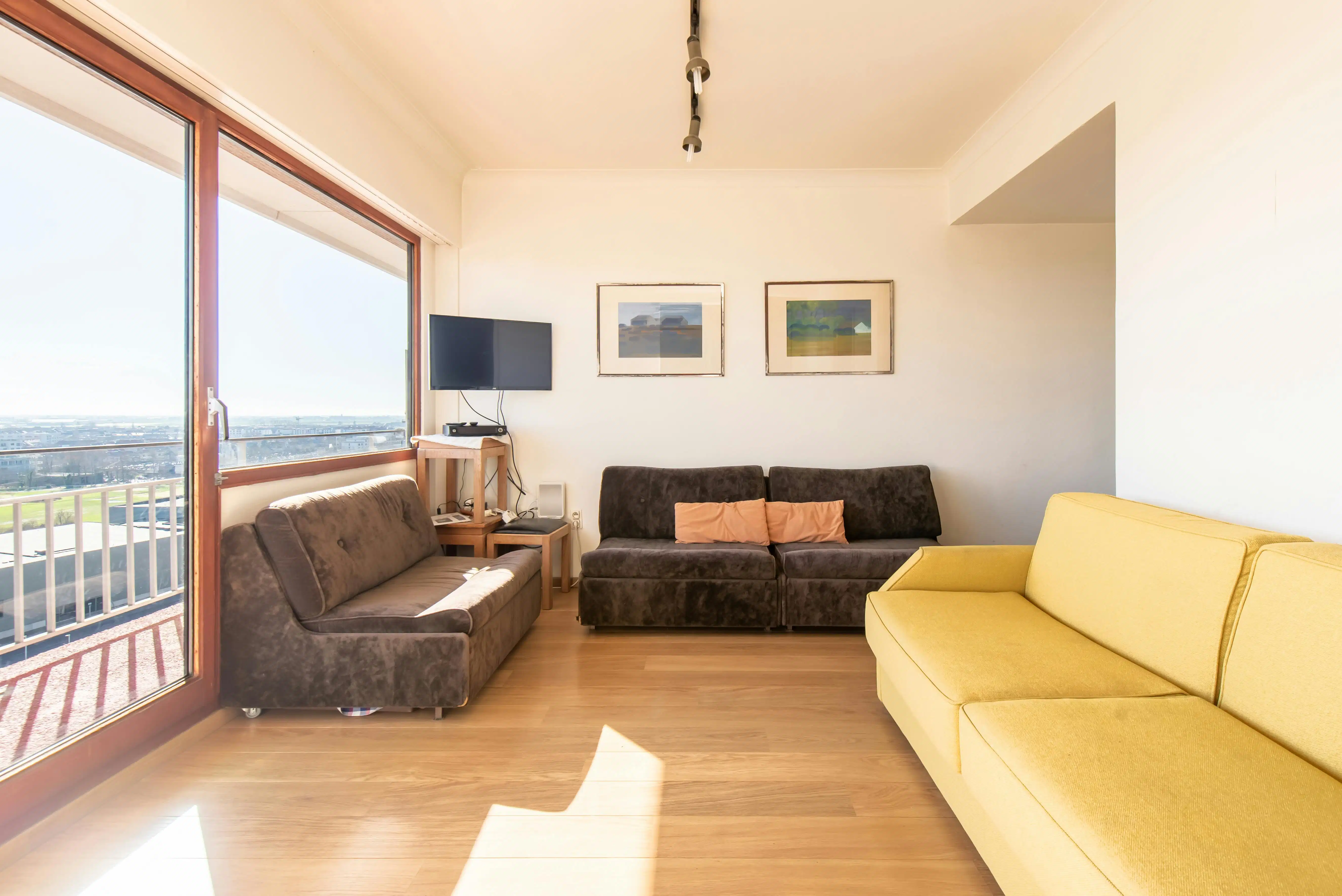 Ruime studio met prachtig zicht op het hinterland foto 6