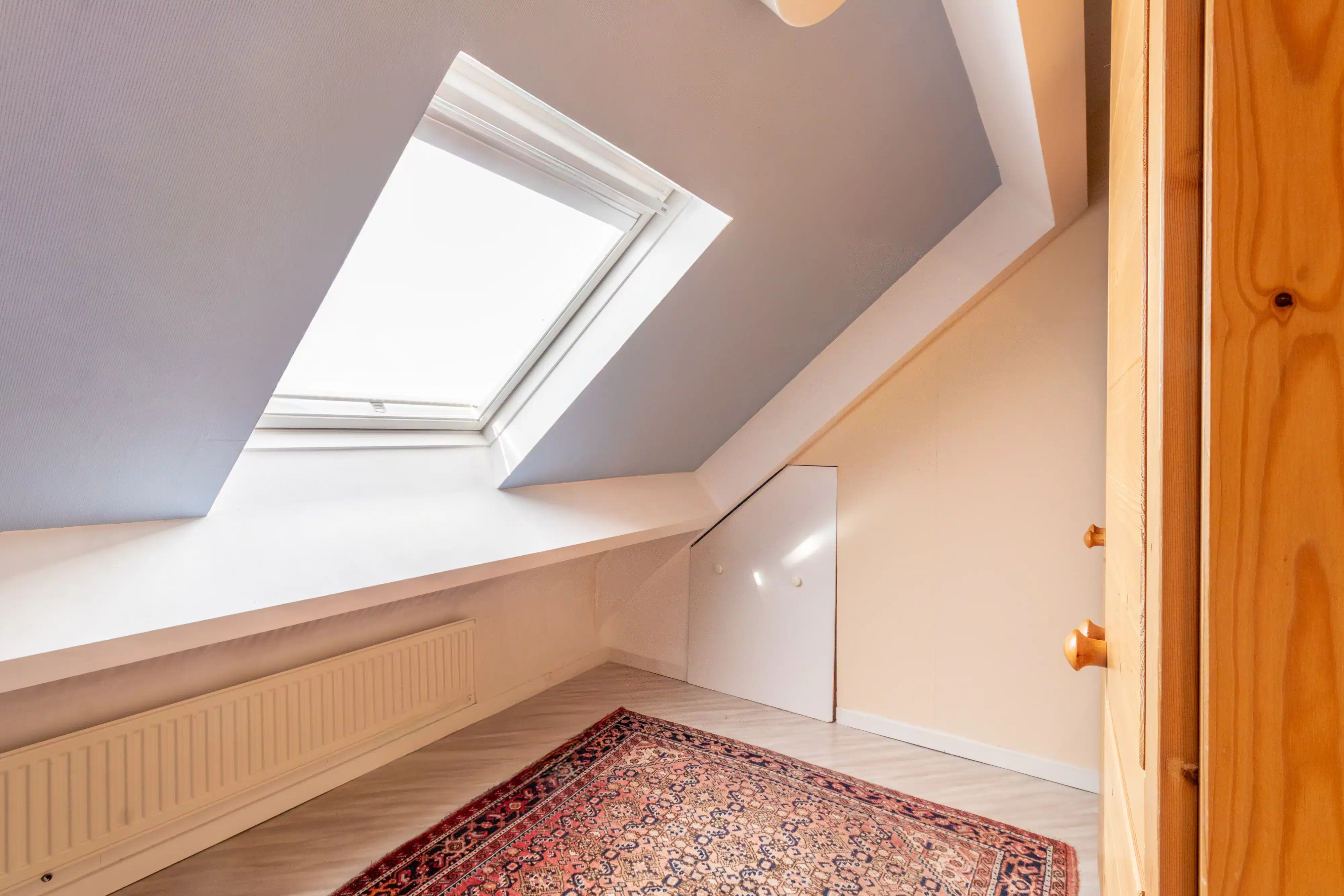 Goed gelegen woning met tuin en garage in Hove foto 12