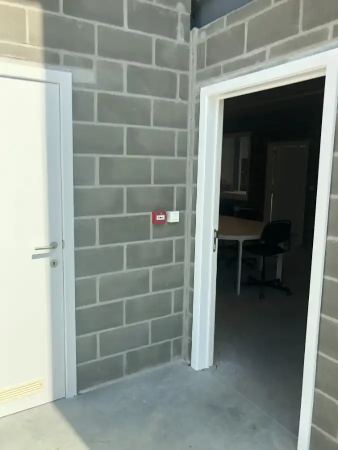 BEDRIJFSGEBOUW / STOCKAGERUIMTE foto 30