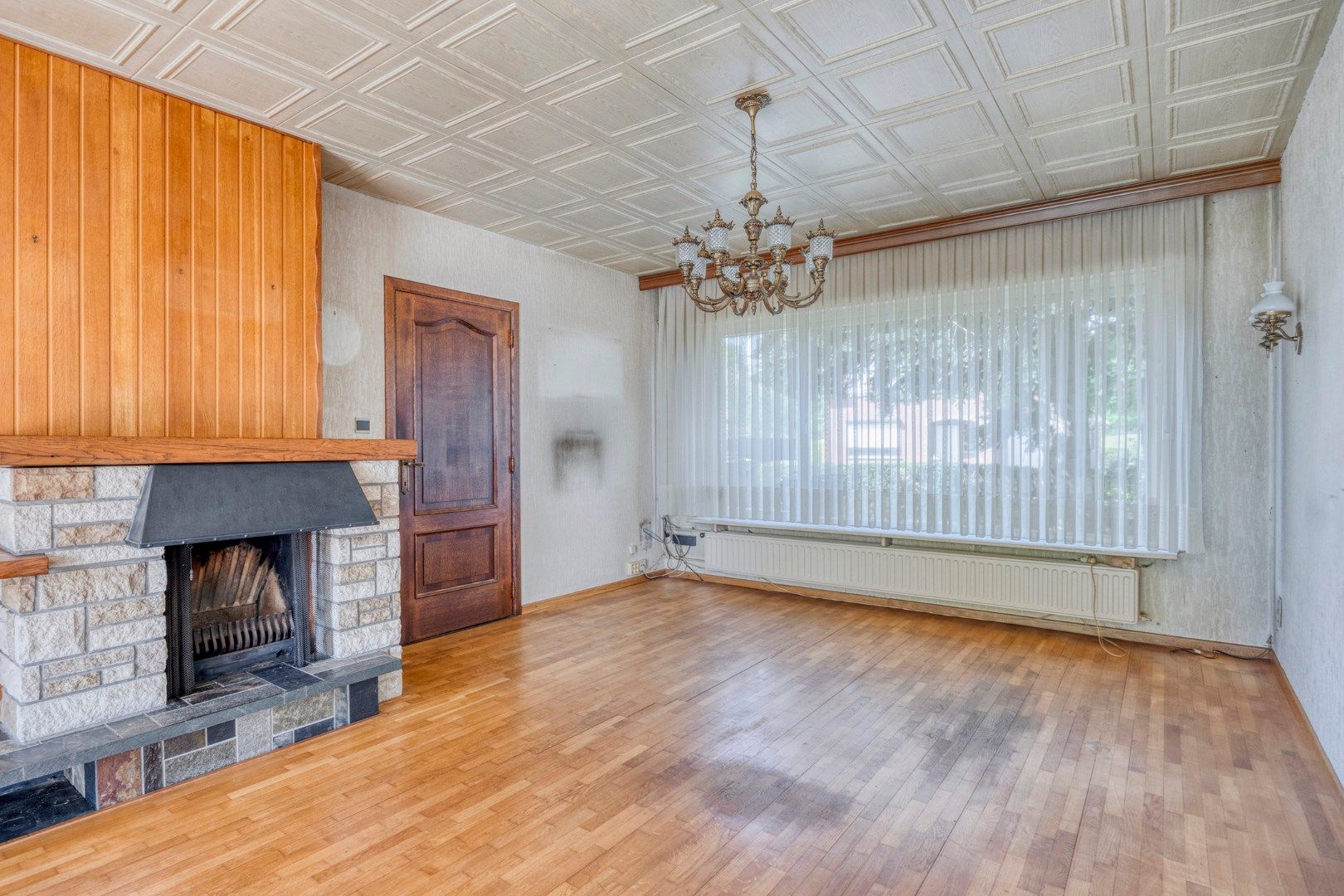 GEZINSWONING MET 4 SLAAPKAMERS EN INPANDING GARAGE TE LANAKEN ! foto 9
