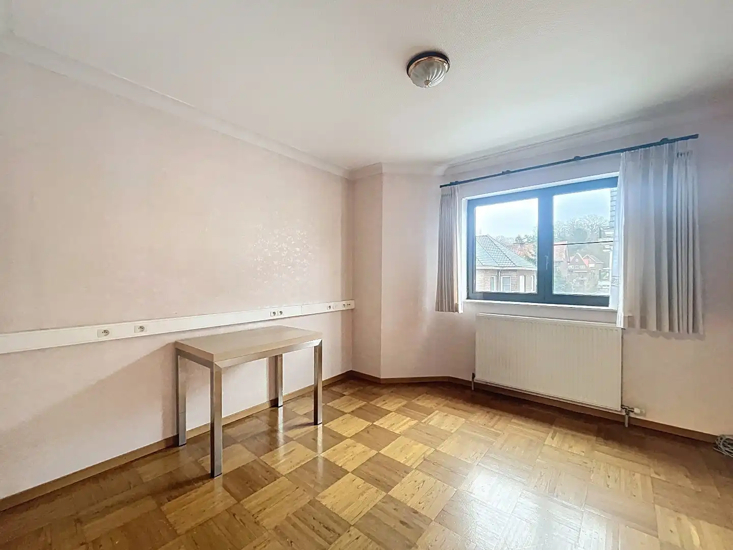 Instapklaar duplex appartement te Kessel-Lo! foto 9