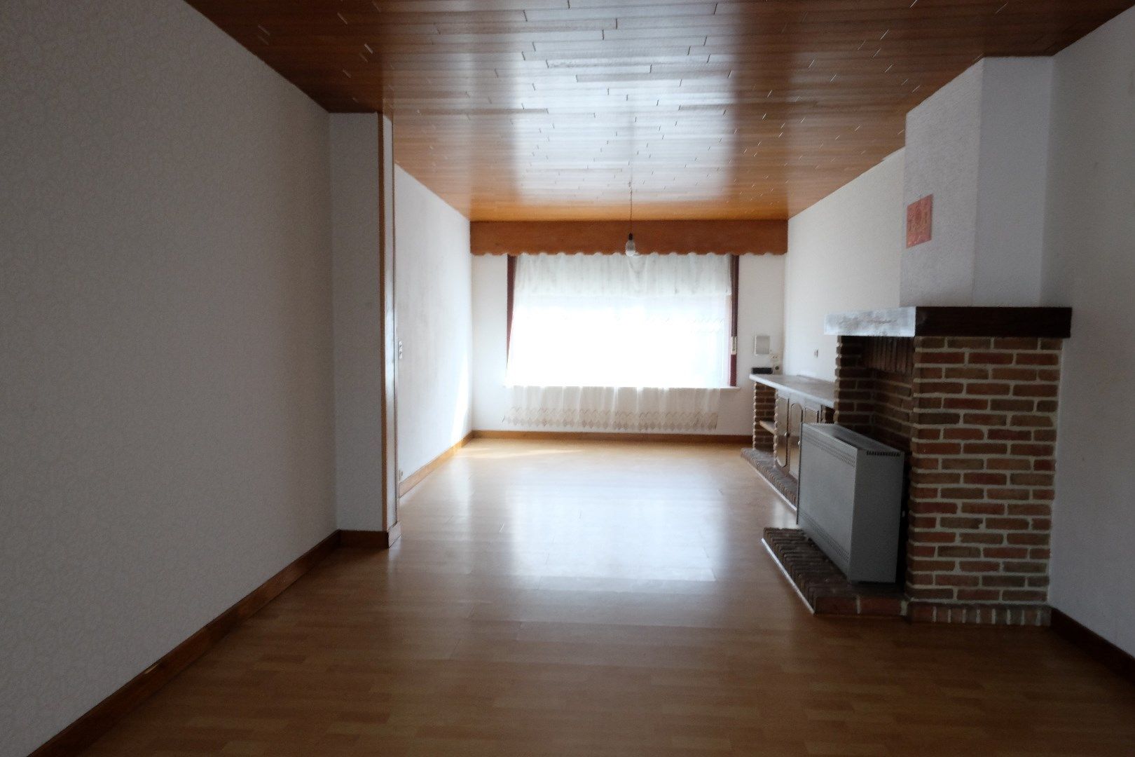 Rijwoning met garage foto 4