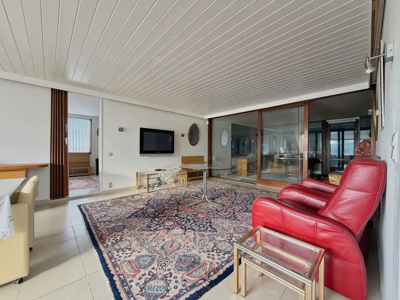 Uitzonderlijk ruime villa (450 m²) met enorm potentieel in Torhout! foto 17