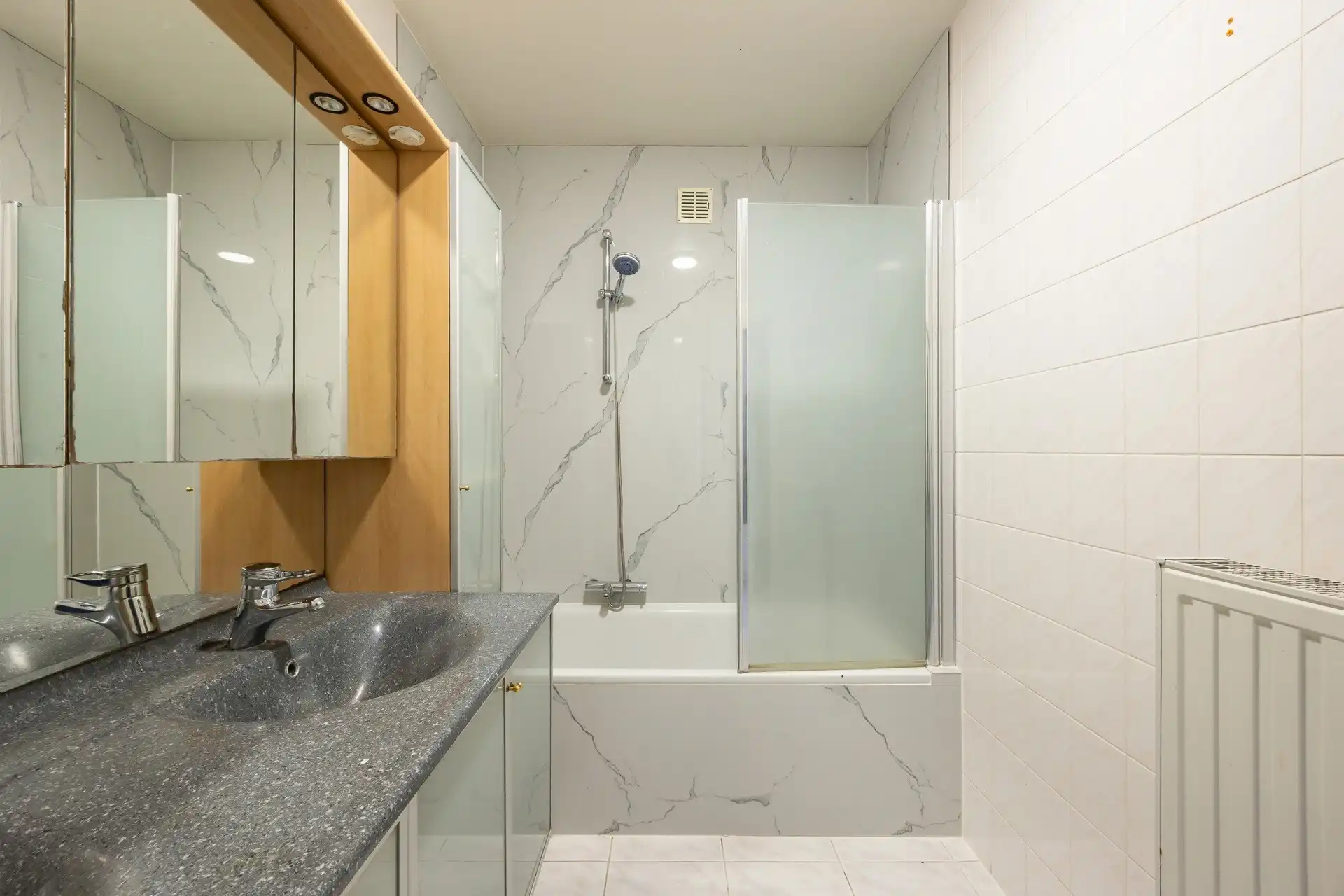 Goed onderhouden appartement van 86 m² in Deurne foto 15