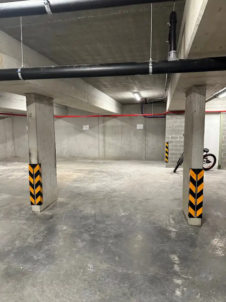 Ondergrondse autostaanplaats te Huur in centrum Rieme foto 3