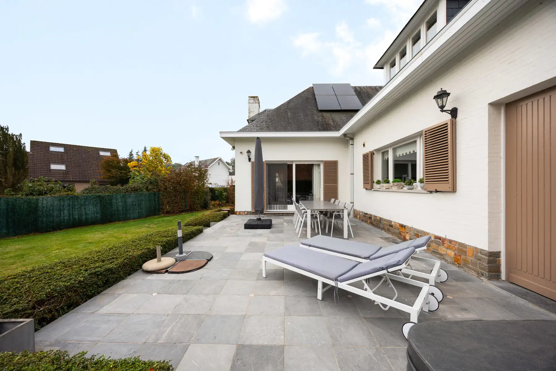 Rustig en groen gelegen statige, instapklare villa foto 31