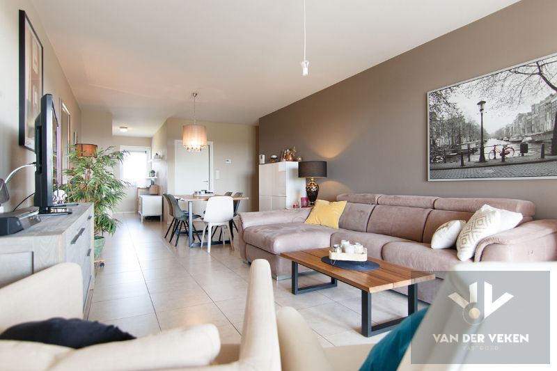 Mooi ingericht appartement op toplocatie in Hasselt foto 7