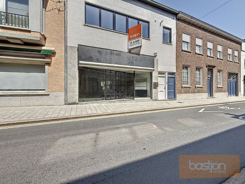 TE KOOP: Duplexappartement in hartje Kuurne foto 13