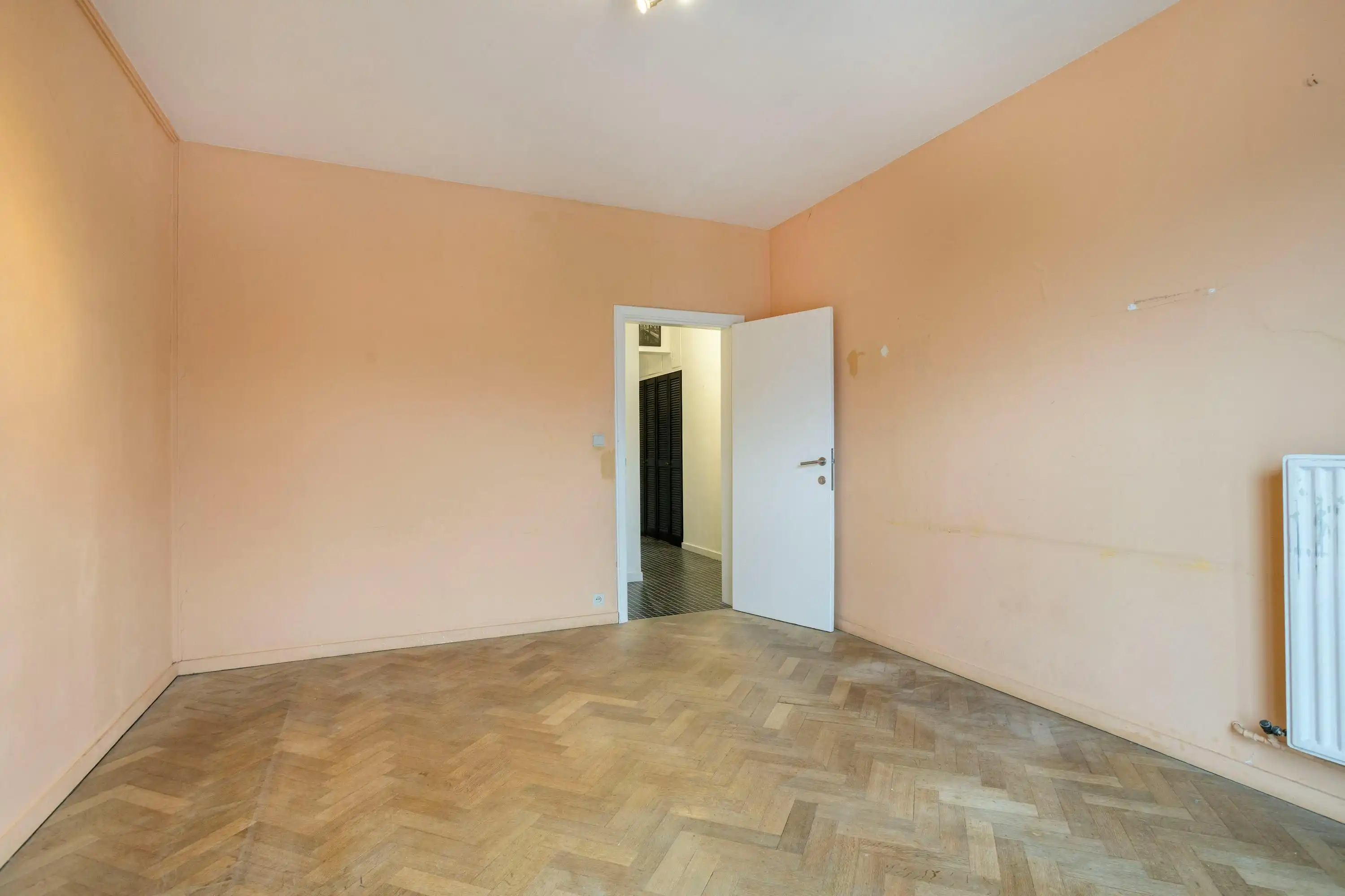Appartement drie slaapkamers te koop in centrum Brussel foto 9