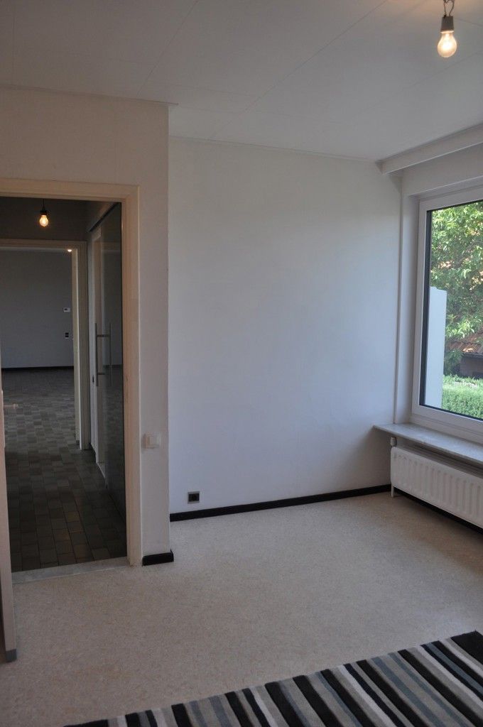 Handelspand met appartement te koop! foto 35