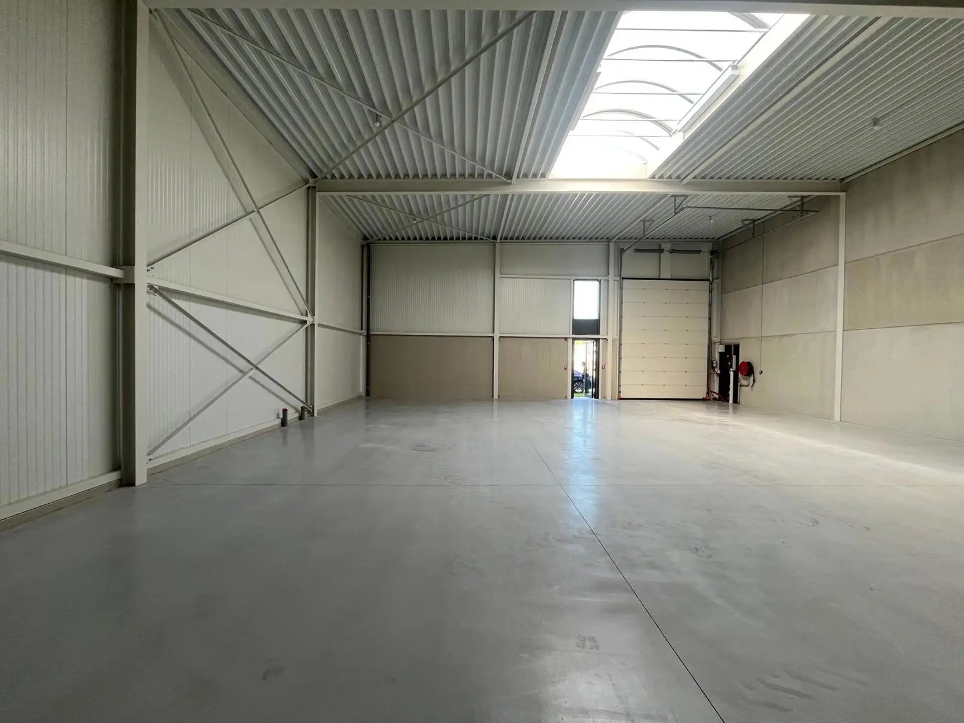 Nieuw magazijn Unit 8A te huur in KMO Park "Cesar Business Park" foto 2