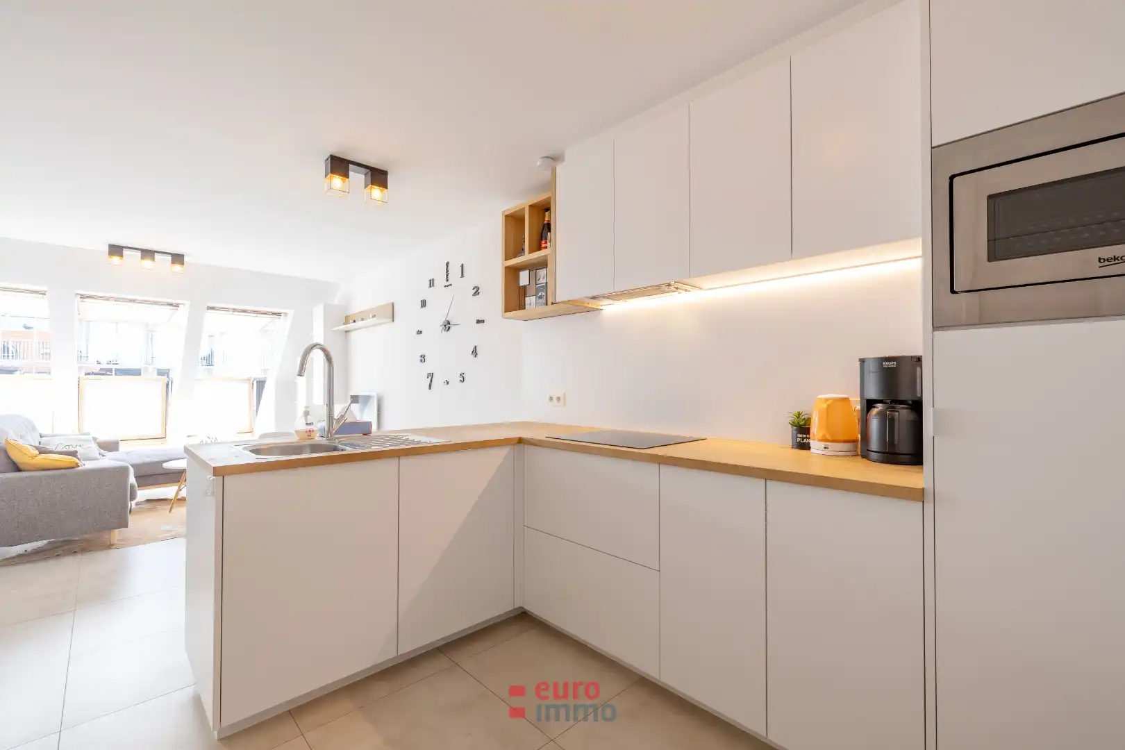 Prachtig 1-slaapkamer appartement te koop aan de Franslaan, Nieuwpoort – Een unieke kans in België! foto 10
