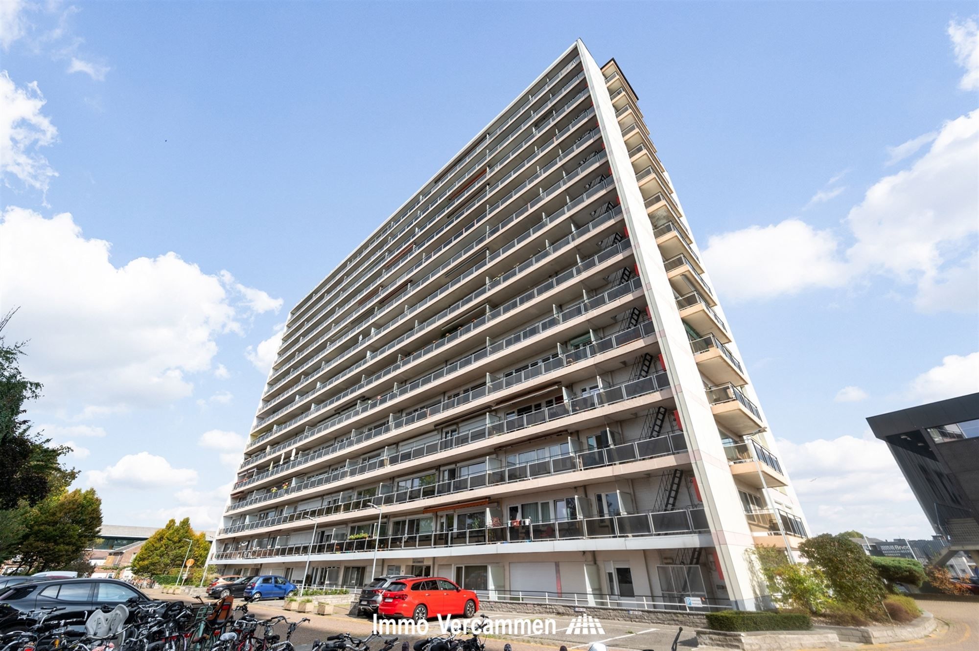 Ruim appartement met 2 slaapkamers te Mechelen foto {{pictureIndex}}