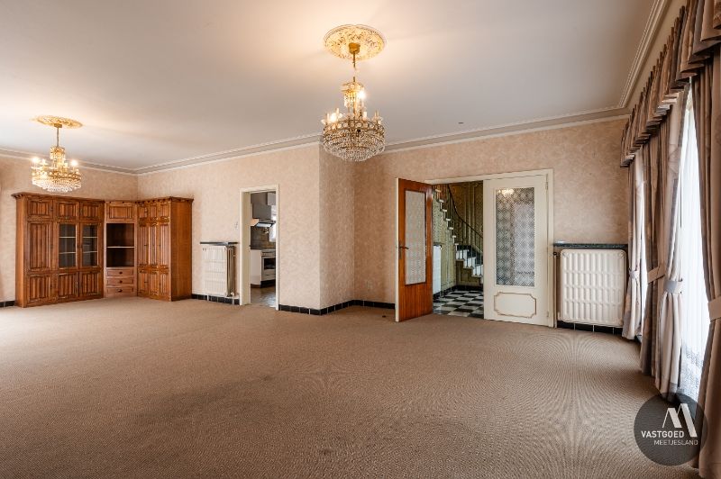 Authentiek renovatieproject boordevol potentieel op 2250m² foto 9
