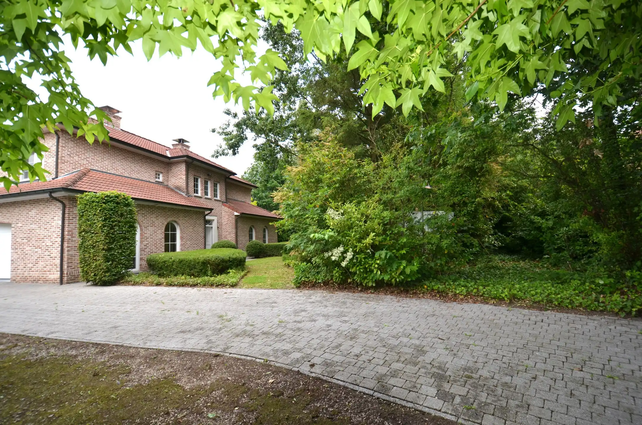 Energiezuinige villa met bijhorende bouwgrond op 2.785 m² foto 4