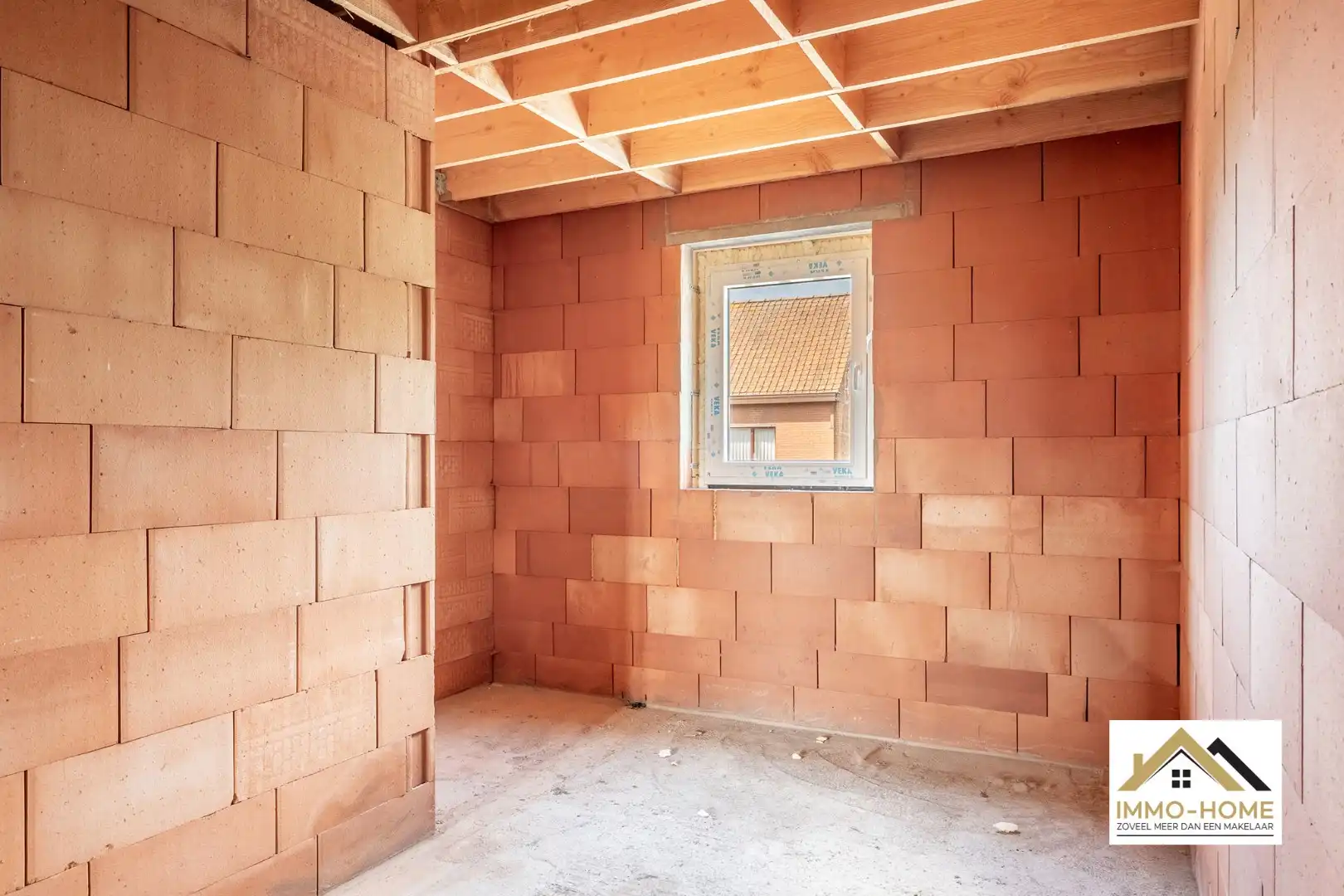 HOB casco woning met héél veel potentieel foto 20