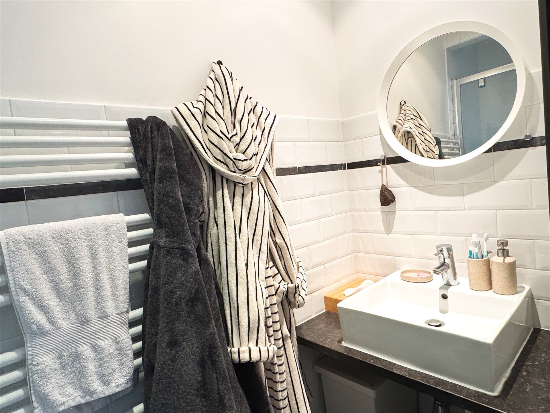 Fijn appartement met 1 slaapkamer en open keuken foto 9