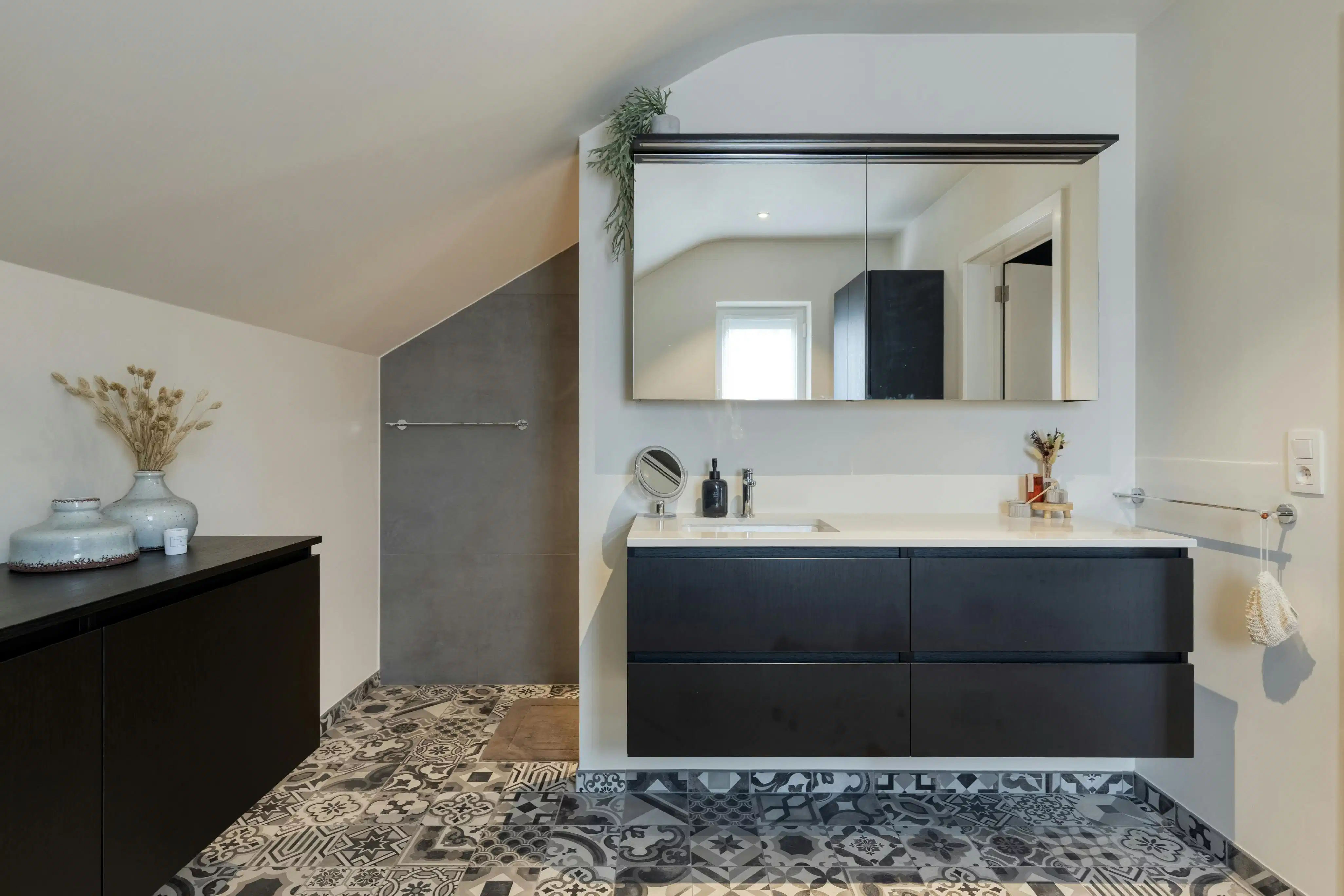 Ruim huis met 3 slpk, zuidgerichte tuin en rustige ligging in Lievegem foto 21