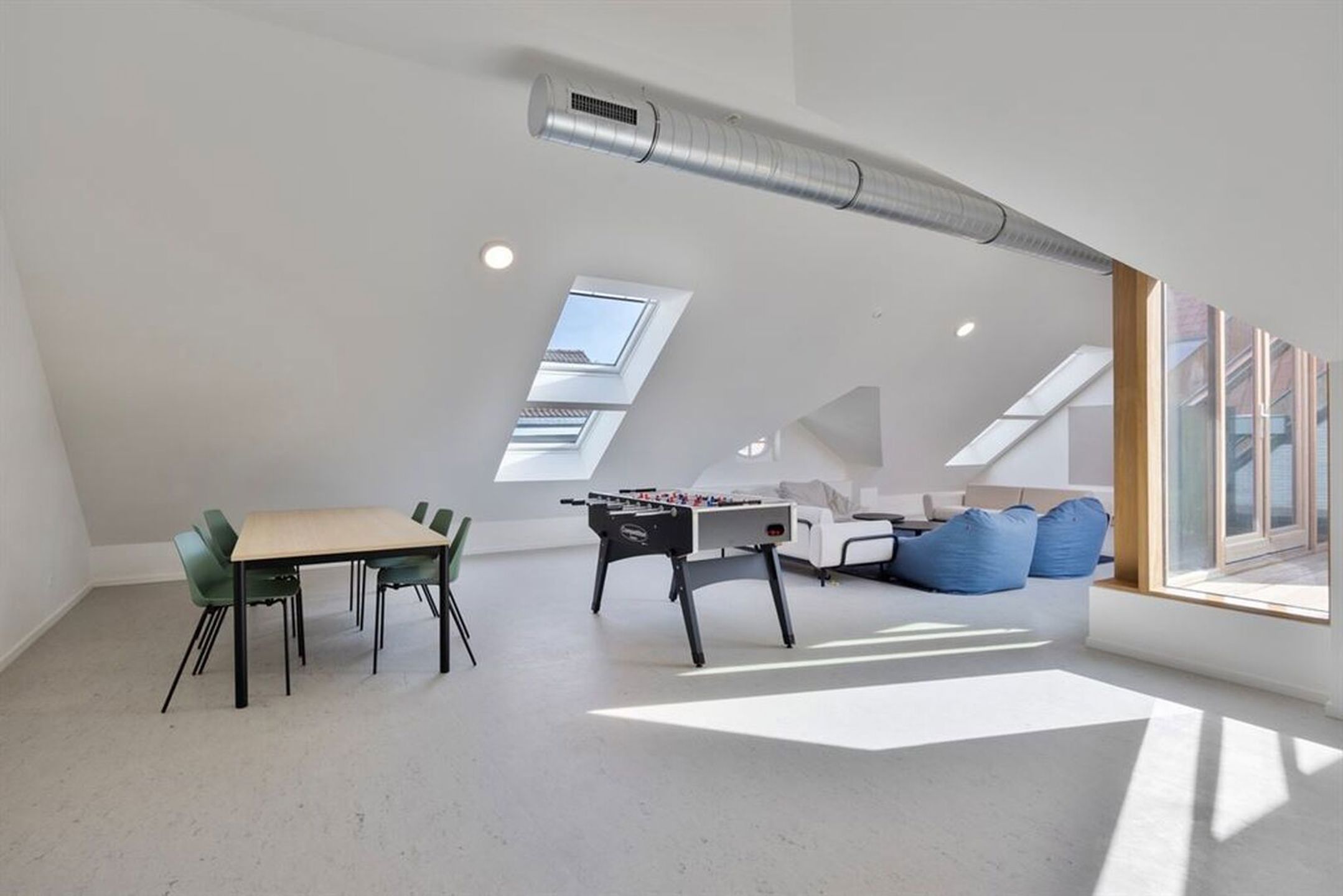 Nieuwbouw studentenkamer met eigen sanitair foto 7