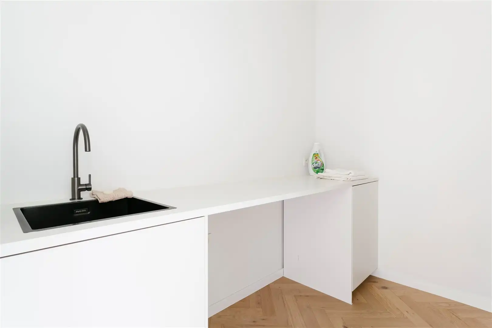Luxueuze gerenoveerde herenwoning op toplocatie foto 29