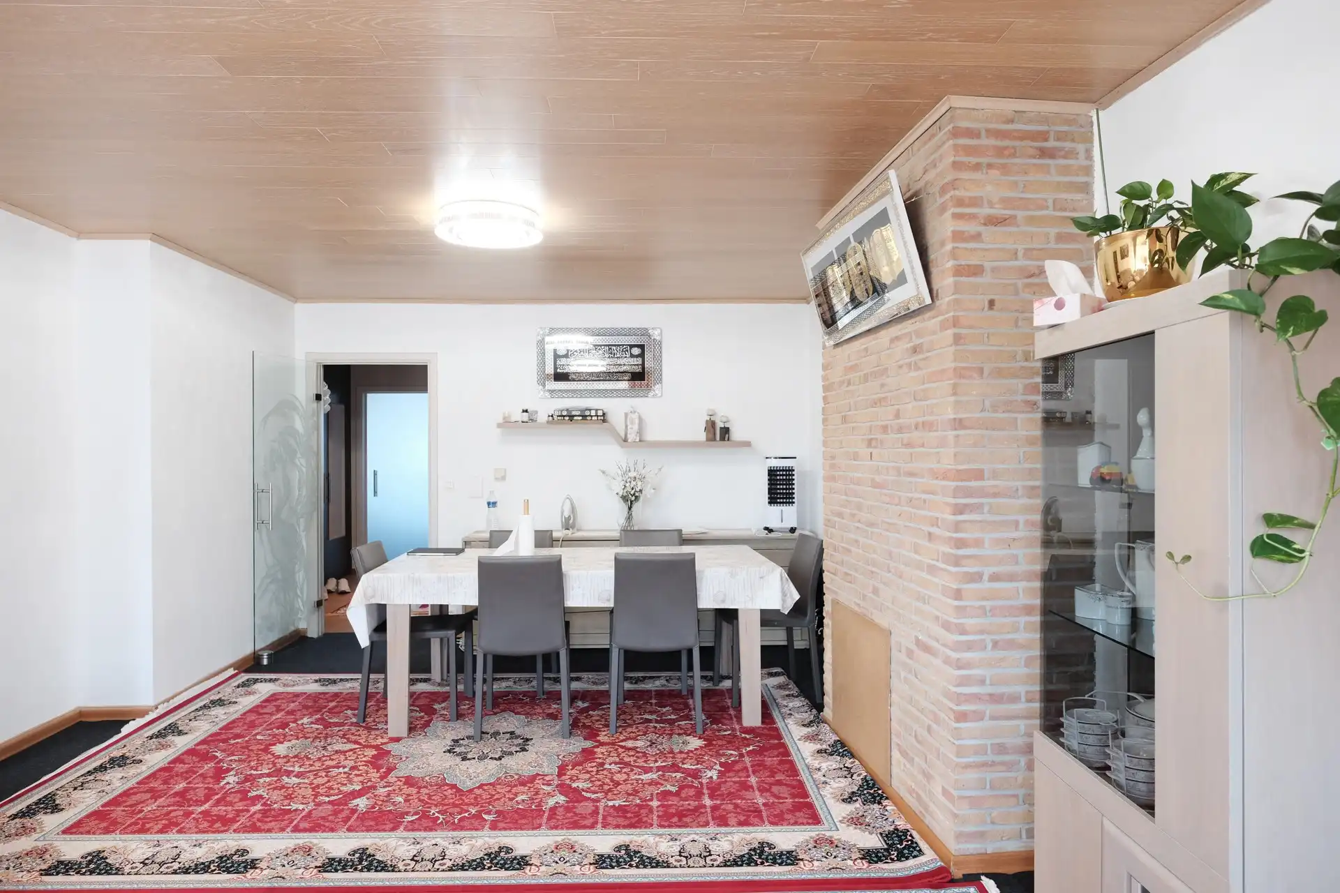 Instapklaar beleggingspand met garage in het centrum van Roeselare foto 5