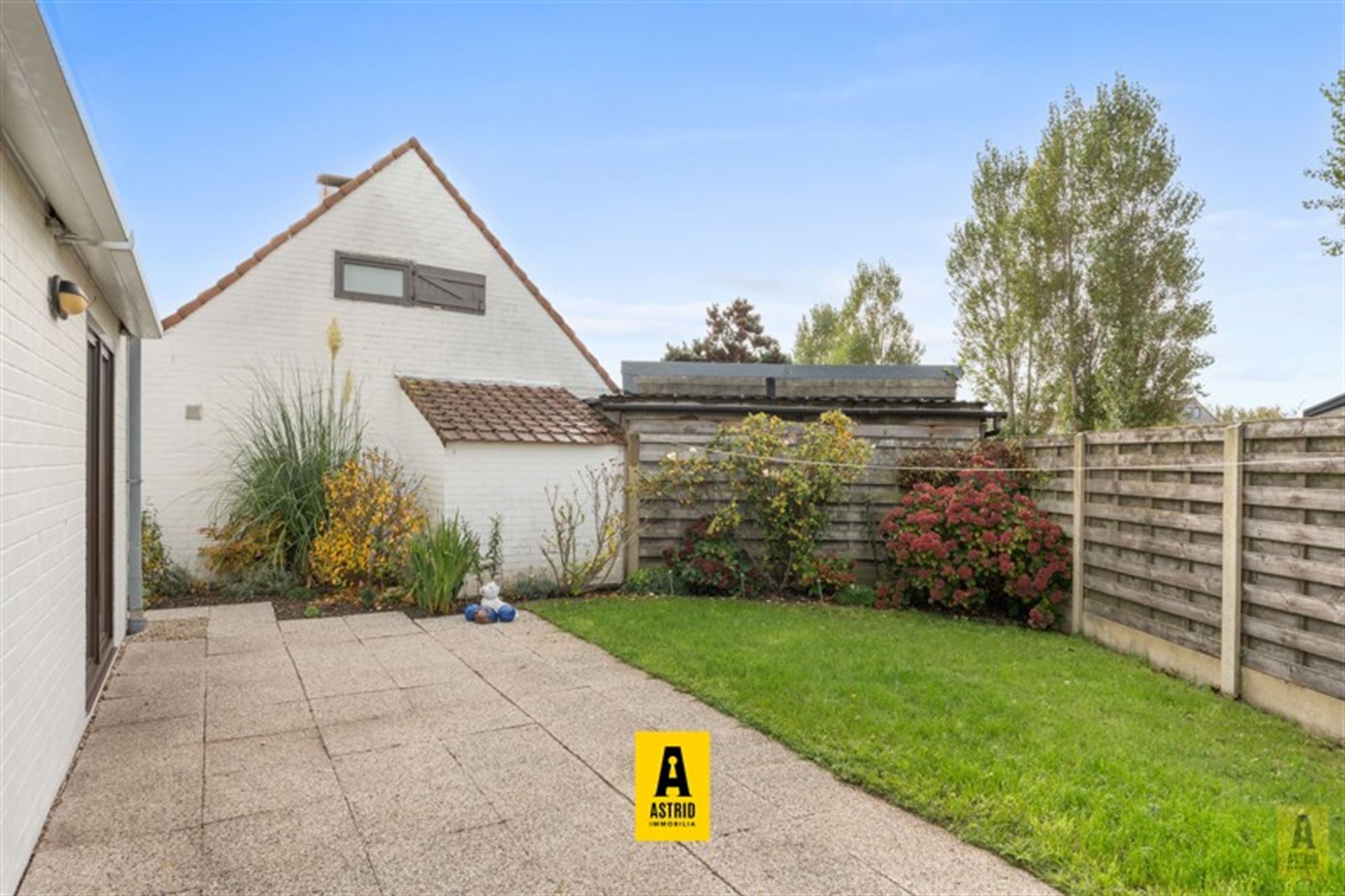 Instapklaar vakantiehuisje (3 slpks) met parkeerplaats vlakbij zee! foto 18