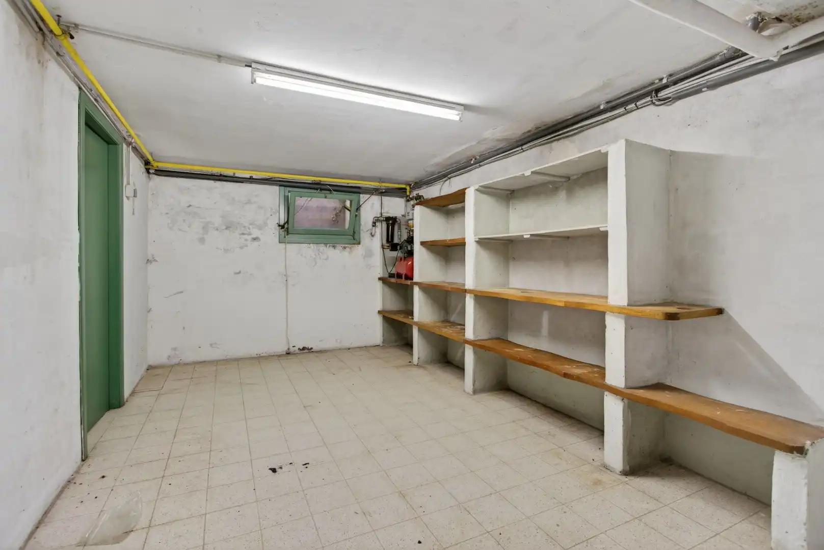 Ruime gelijkvloerse woning met veel potentieel op rustige ligging in Mol foto 39