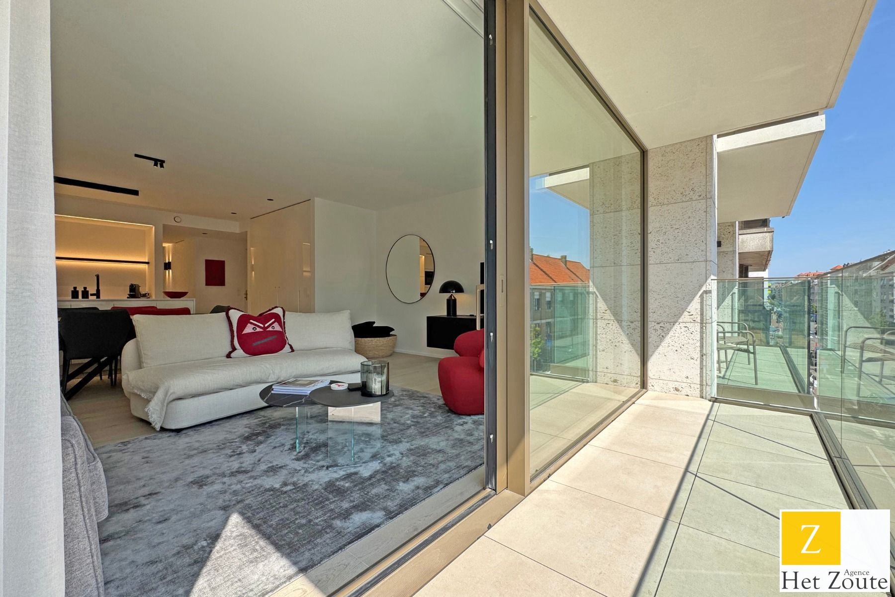 Hoogwaardig afgewerkt app op toplactie met aangenaam terras foto 3