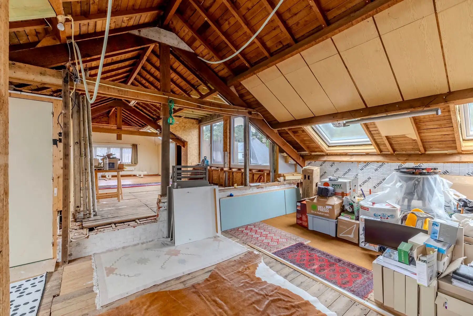 OB met 4 slpk, mog inrichten zolder + garage/magazijn foto 19