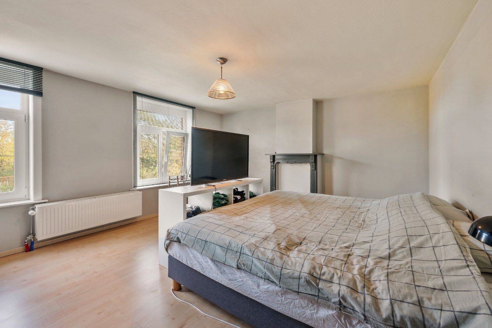 Verrassend ruime, instapklare woning met garage en zuidgerichte tuin in Geluwe foto 11