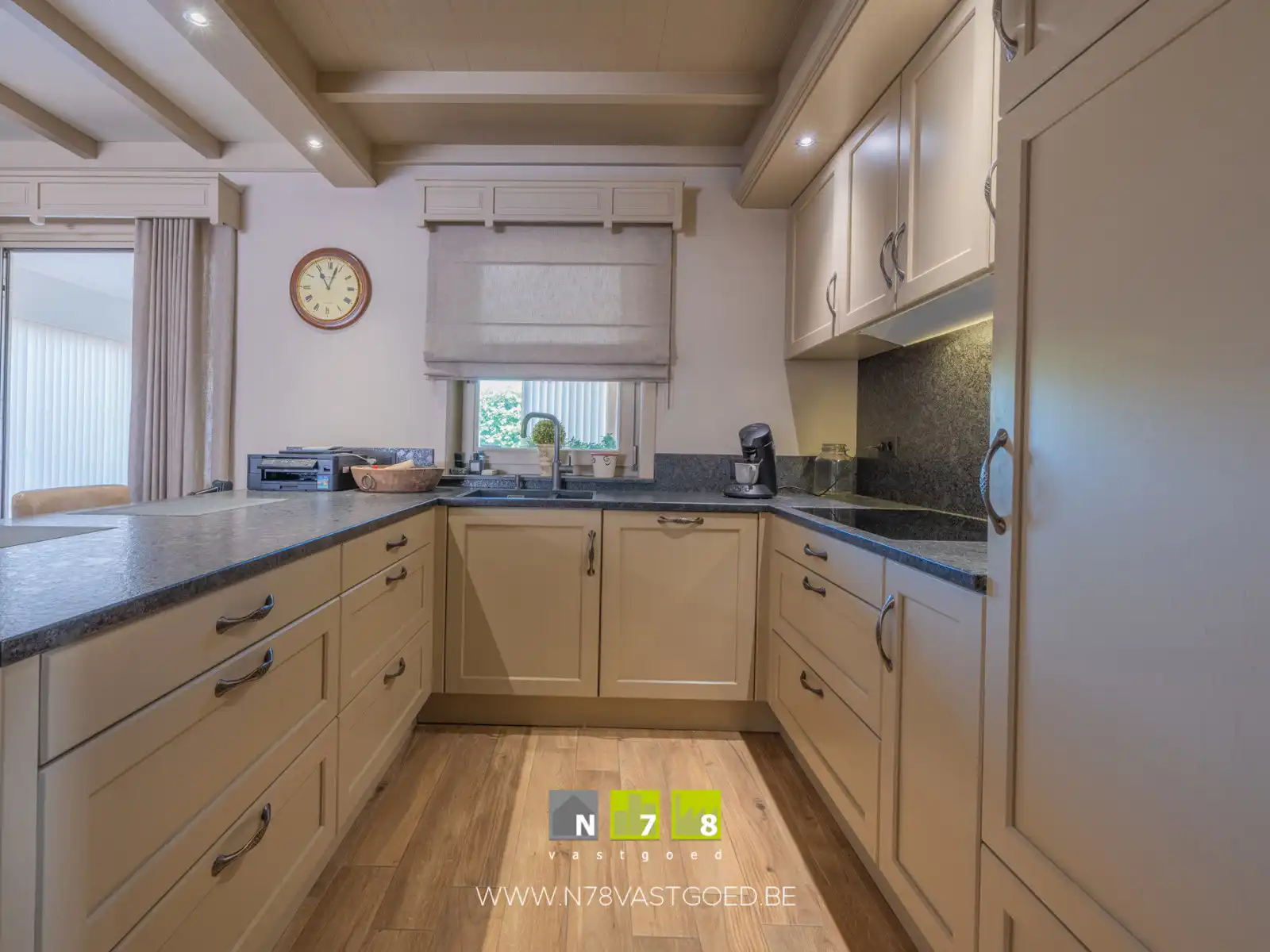 Commercieel te koop foto 4