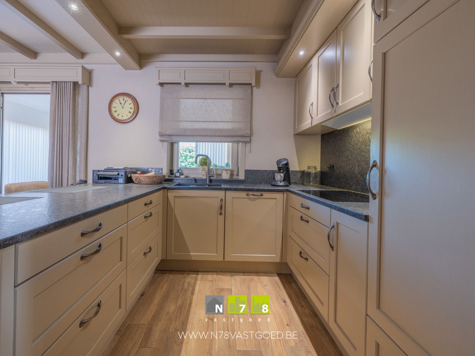 Commercieel te koop foto 4