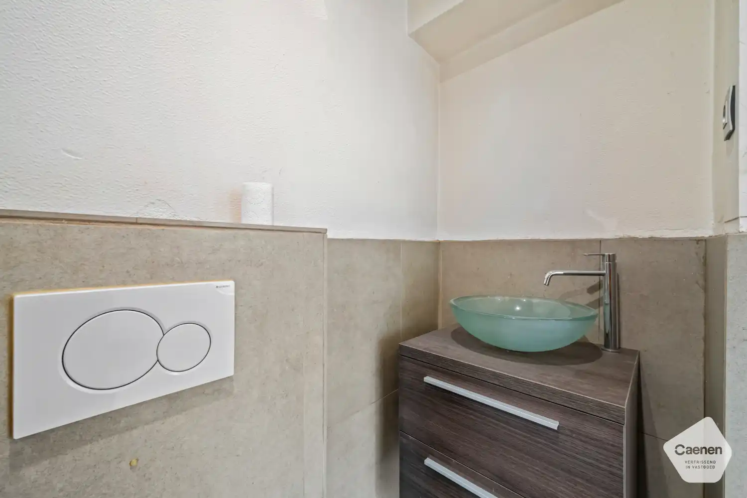 Instapklare studio op topligging aan het Casinoplein foto 10