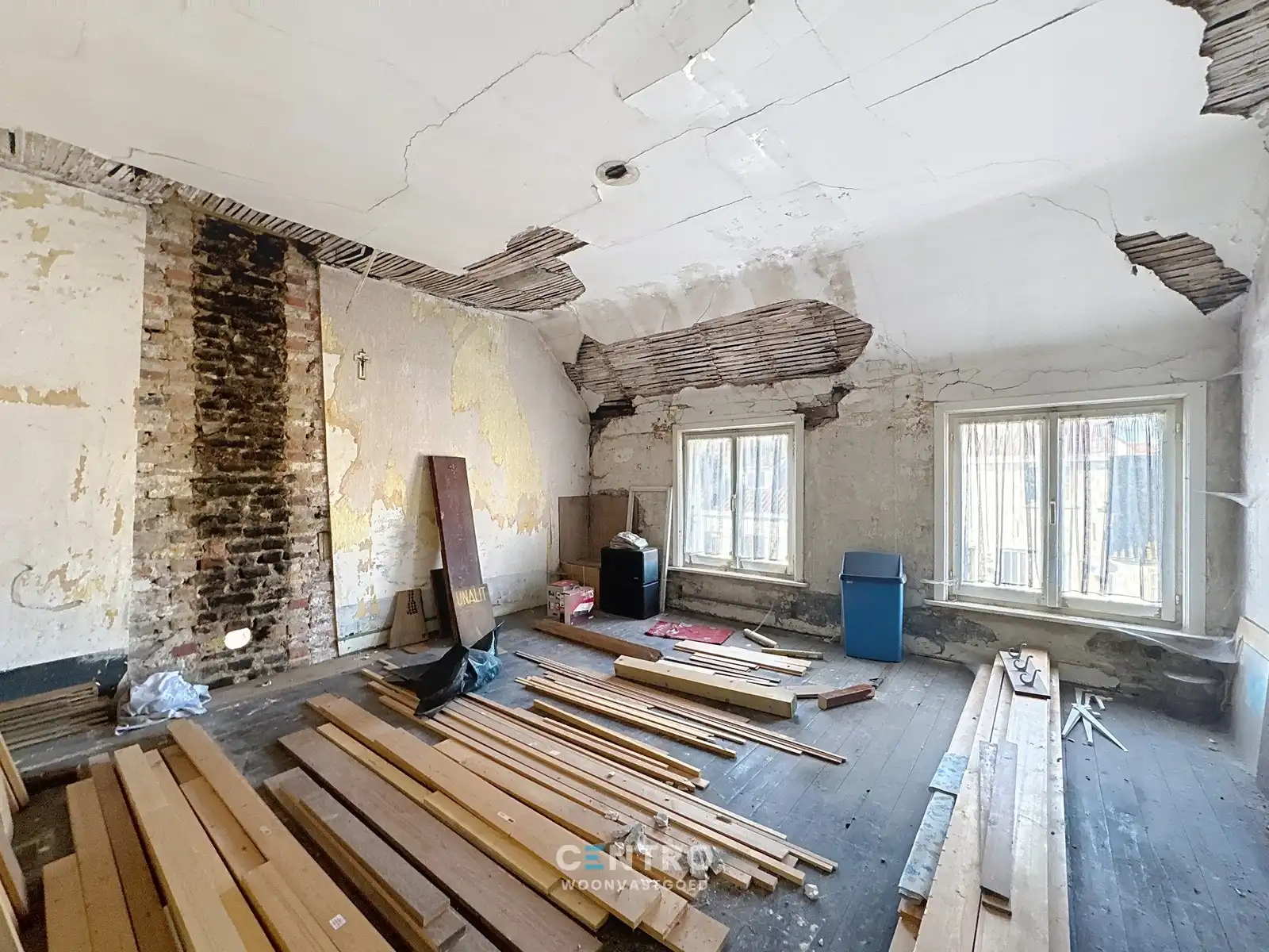 Te renoveren woning op uiterst CHARMANTE LIGGING! foto 7