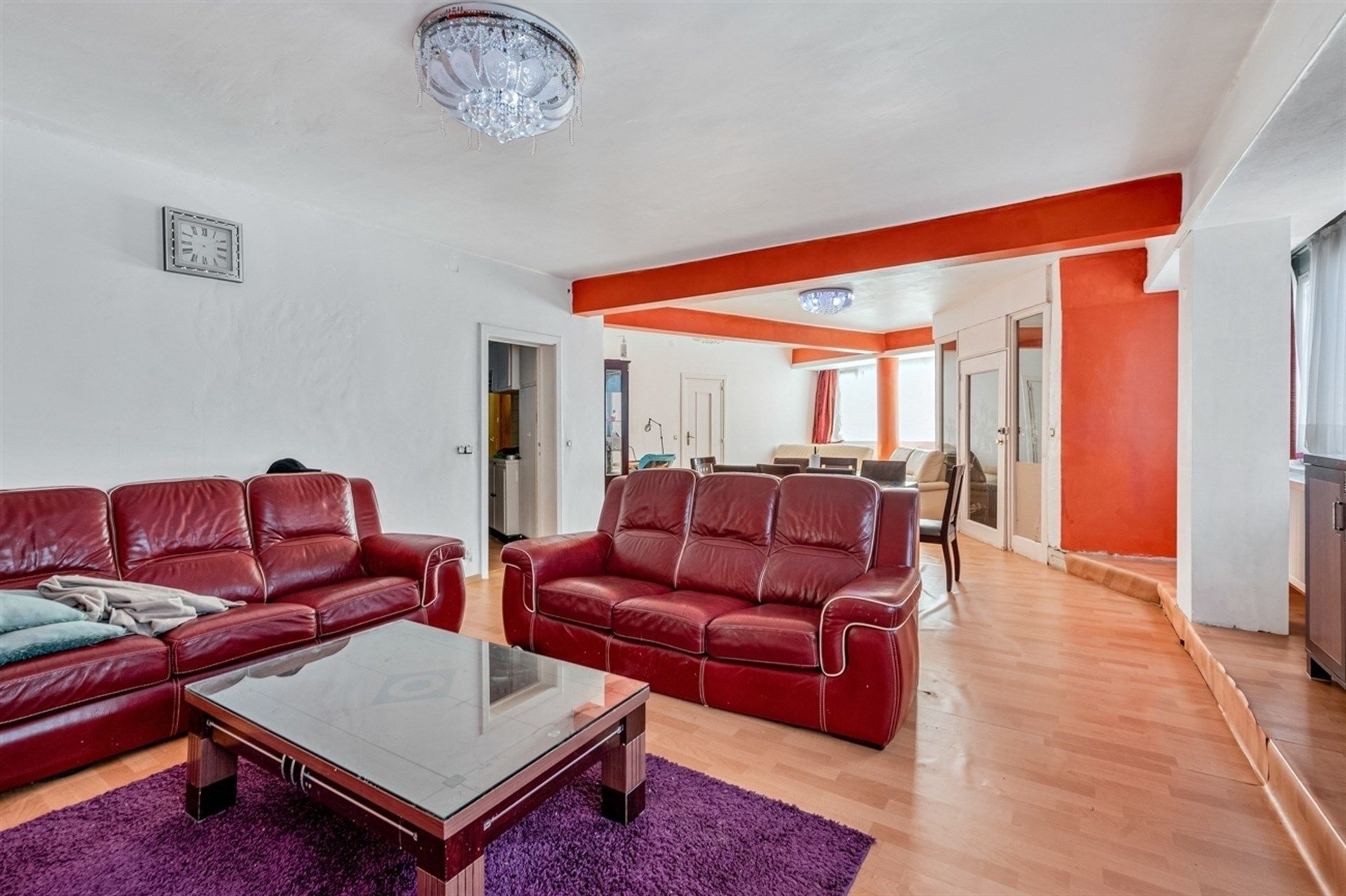 Ruime hoekwoning met 4 slaapkamers in de rand van Aalst foto 3